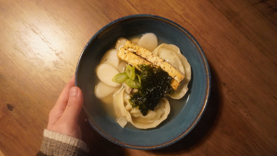 vegan rice cake and dumpling soup